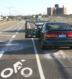 ShoreFrontPkwyLane.jpg