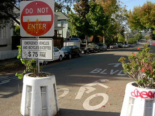 berkeley_donotenter.jpg