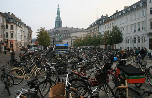 IMG_0283_bike_parking.jpg