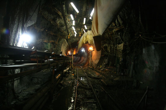 dark-tunnel.jpg