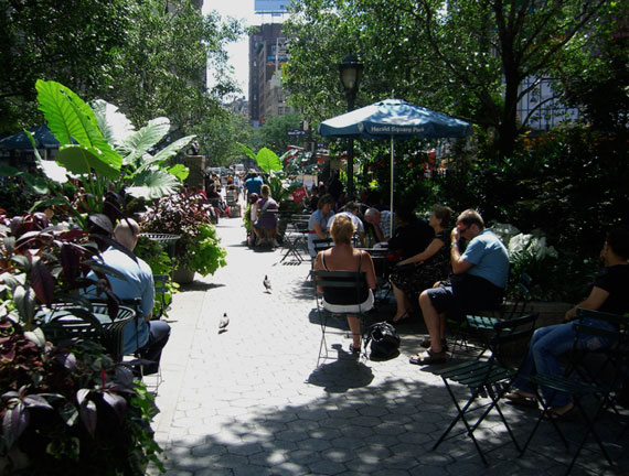 herald_square_park.jpg