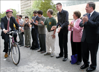 gerson_bike.gif