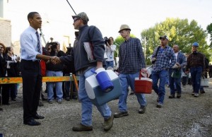 obama_construction_workers_300x194.jpg
