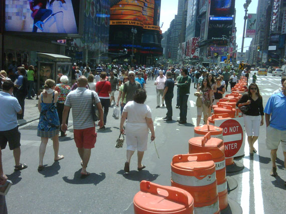Bway_at_45th_Day_1.jpg