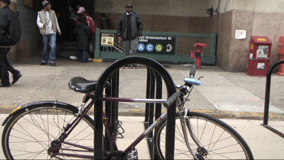 hoytSubwayStop_rack.jpg