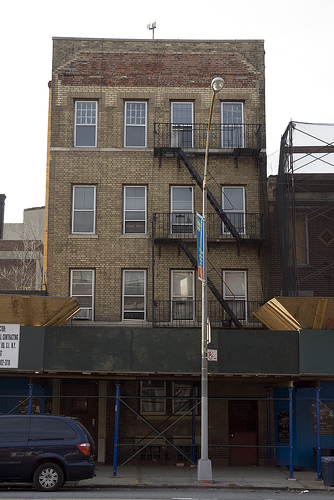 SidewalkShedOld.jpg