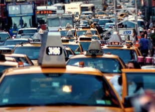 Congestion is a major problem in Manhattan — but the City Council's proposed cap on Uber and Lyft and other app-based taxi companies won't fix it, our expert says.