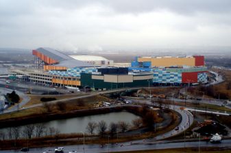 The American Dream Meadowlands, a subsidized mall in northern New Jersey, has been beset by delays, cost overruns, bribery, and racketeering -- a case of cronyism that may prefigure the new normal in Trump's America.