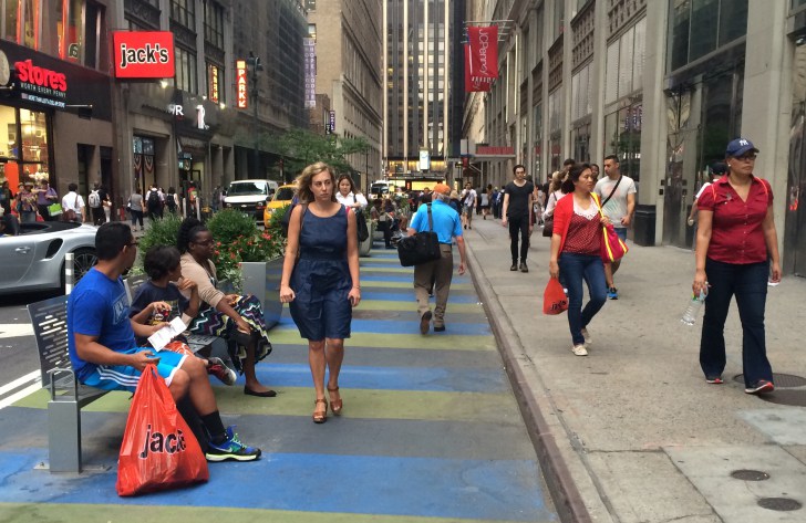 Will 2017 see the return of this expanded sidewalk on 32nd Street? Photo: Stephen Miller
