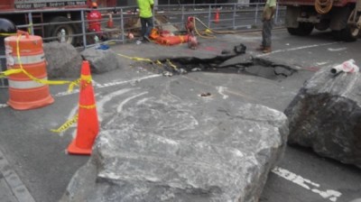 The sinkhole situation deteriorated for weeks before the city took action.