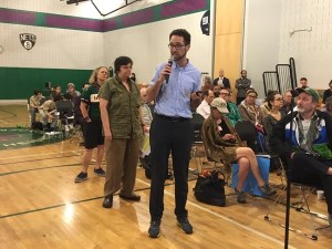 Inwood resident Phil Betheil takes the mic to speak up for the Dyckman Street bikeway. Photo: Laura Shepard