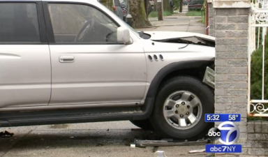 Scene of the crash that killed Chooi Tan. Video still: WABC