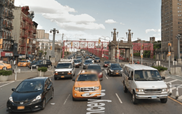 Bus riders need clear paths on the Williamsburg Bridge during the L train shutdown. Google Maps