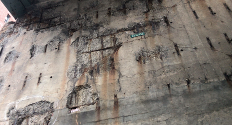 The Brooklyn-Queens Expressway is in danger of collapse. Photo: Gersh Kuntzman