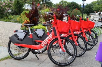 JUMP and Lime bikes on Staten Island. Photo: NYC DOT