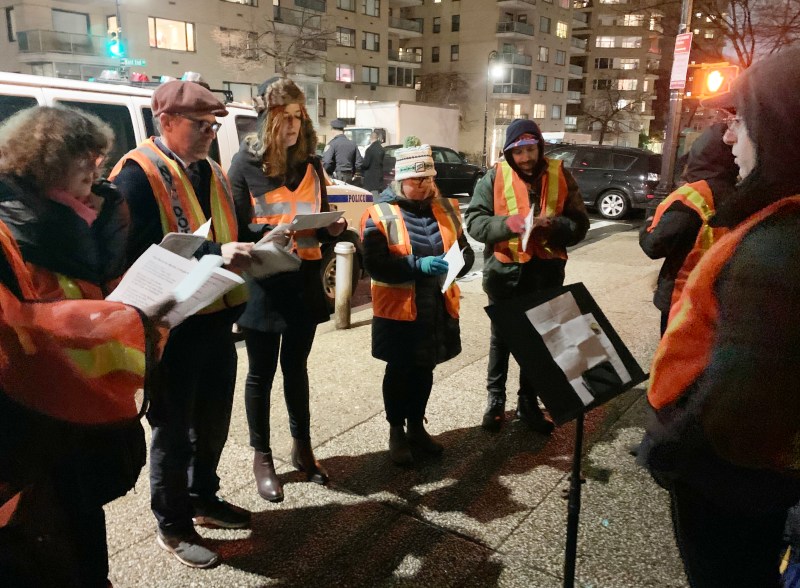The Streetsblog Carolers in front of Gracie Mansion for their 2019 concert. Photo: Clarence Eckerson Jr.