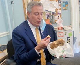 Mayor de Blasio, with a full loaf.