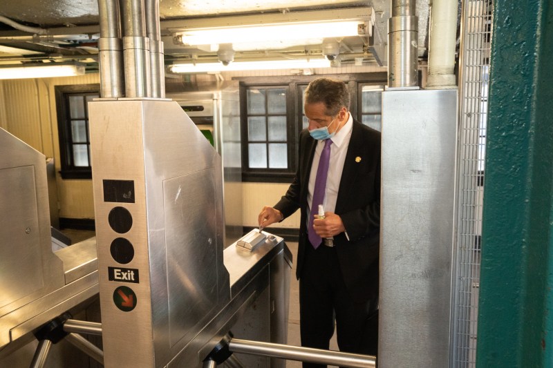 The governor's lone 2020 subway trip. Photo: Governor's Office