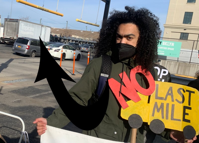 All signs point to ... the problem. Photo: Gersh Kuntzman